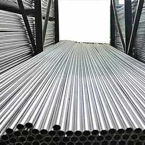 ASTM 240 316L Tubo de acero inoxidable soldado NO.4 8K Superficie 6000mm longitud