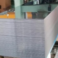 Hoja de acero inoxidable laminada en caliente pulida para la construcción 430 410 316 304