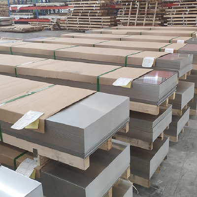 Hoja de acero inoxidable laminada en caliente adecuada para la construcción y las industrias manufactureras Tamaños y acabados personalizados